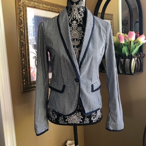 MNG | S - Picture 1 of 5